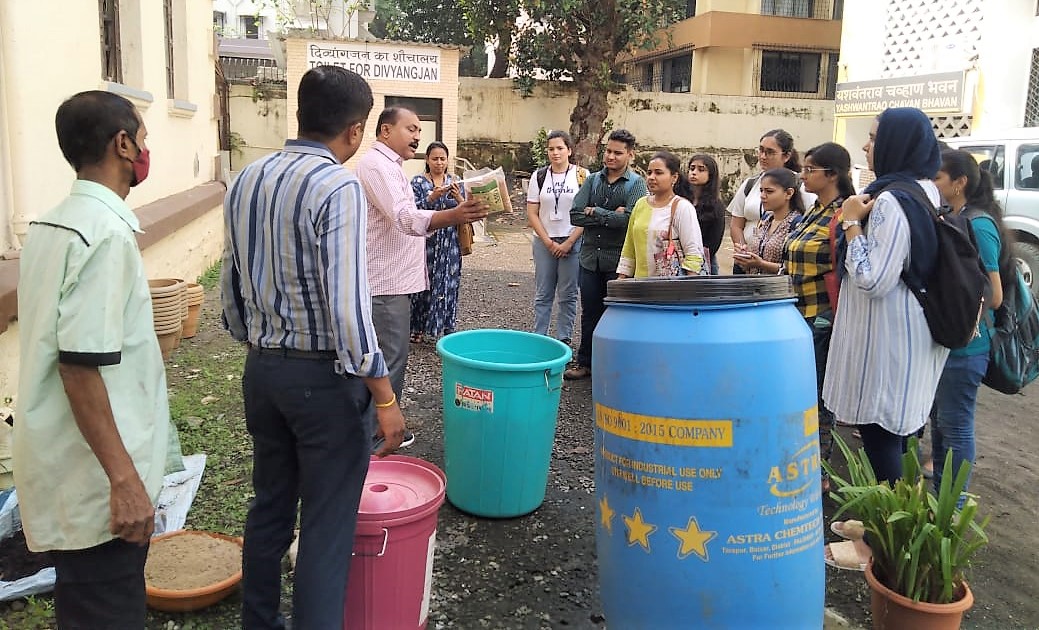 Visit of students and faculty members of Mithibai College, Mumbai at ICAR-CIRCOT on 19th October 2022. Image-2